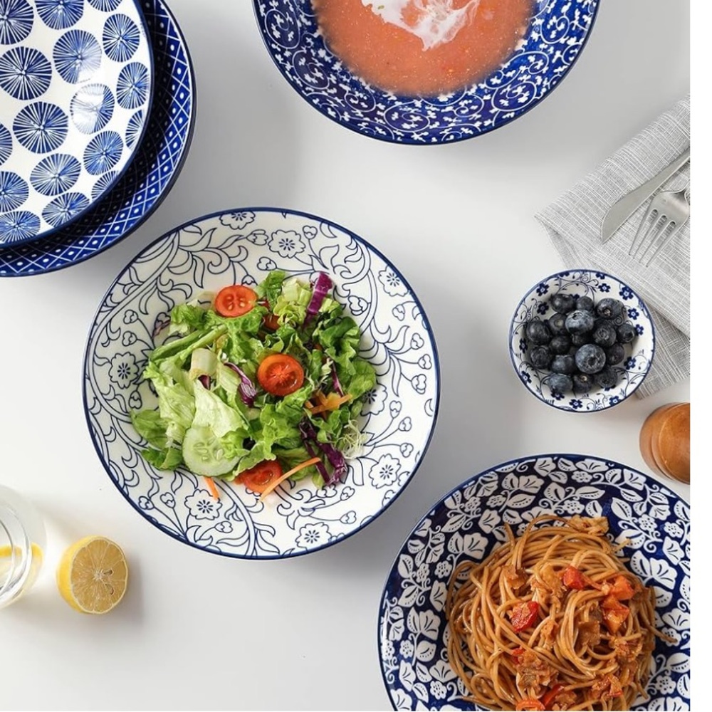 Selamica Set of Blue and White Patterned Bowls
